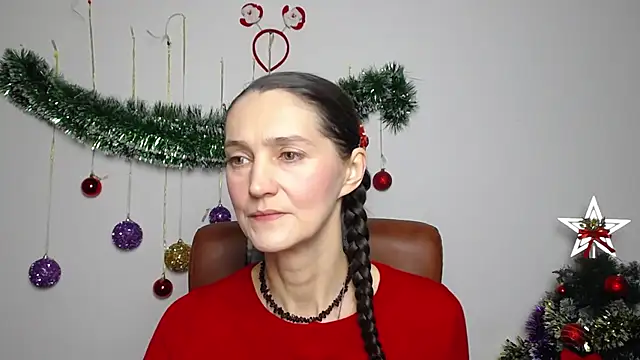 TayaFinch online show from December 2025 02:43:02 PM