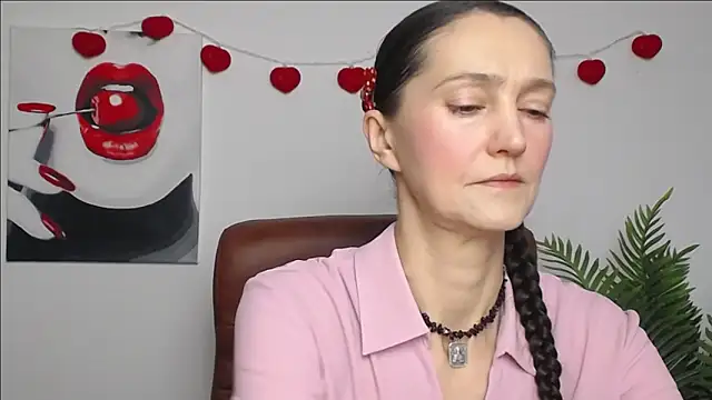 TayaFinch online show from February 2026 01:08:01 PM