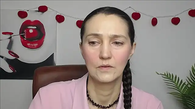 TayaFinch online show from February 2026 01:10:01 PM