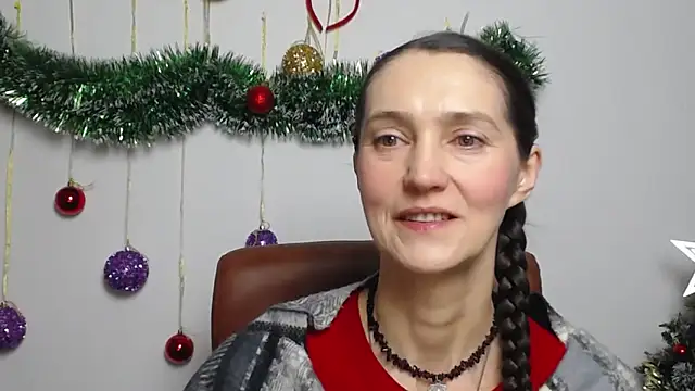 TayaFinch online show from December 2025 01:25:02 PM