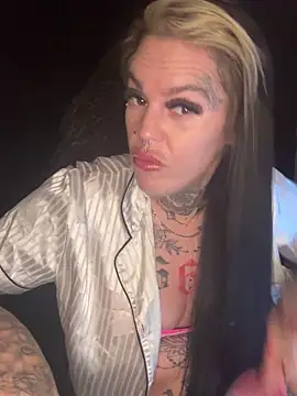 DIRTY PAISLEY X online show from January 2026 06:56:02 PM