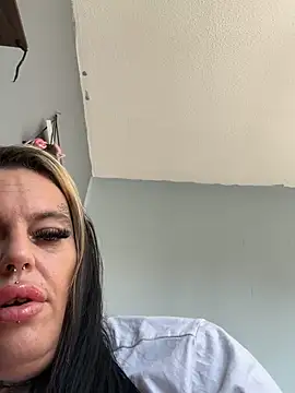 DIRTY PAISLEY X online show from March 2026 01:46:02 PM