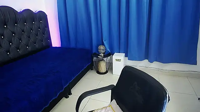 Snapshot of Cordelia_Perlman chatting on December 2025 12:48:02 PM Cordelia Perlman online show from December 2025 12:48:02 PM