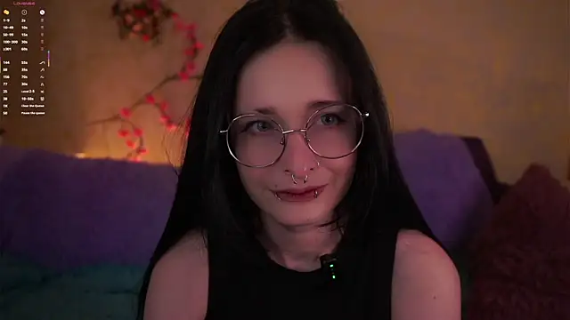 Snapshot of DarcyAspacio chatting on April 2026 11:14:02 AM DarcyAspacio online show from April 2026 11:14:02 AM