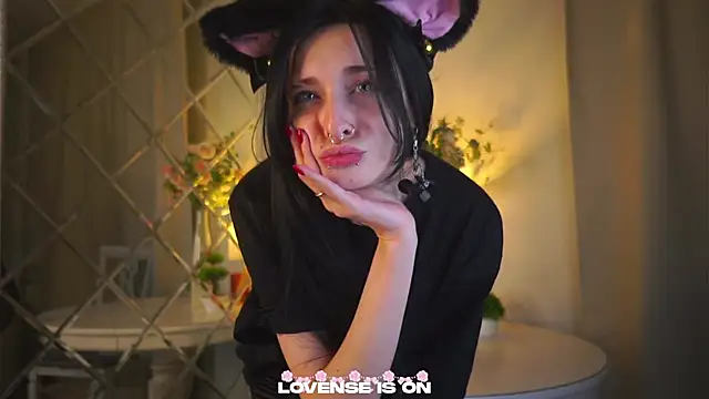 DarcyAspacio online show from December 2025 11:20:02 AM