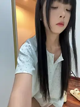 Snapshot of qiqi_x chatting on May 2026 02:09:02 PM qiqi x online show from May 2026 02:09:02 PM