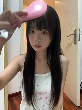 Snapshot of qiqi_x chatting on May 2026 09:39:01 AM qiqi x online show from May 2026 09:39:01 AM