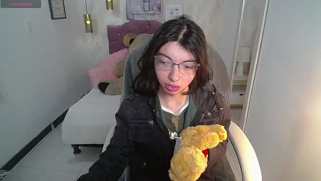 alllyson  online show from November 2025 08:09:01 PM