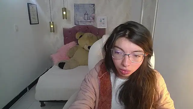 alllyson  online show from November 2025 08:09:02 PM