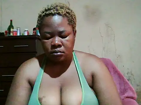 Snapshot of Bustyass93 chatting on April 2026 07:04:02 AM Bustyass93 online show from April 2026 07:04:02 AM