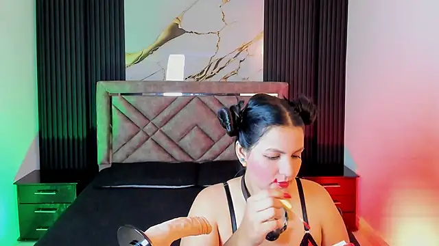 Daniwhatson online show from November 2025 03:33:02 AM