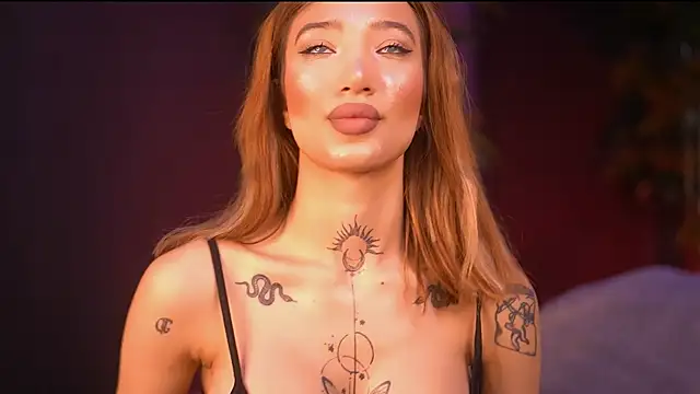 SiennaJayden online show from October 2025 04:41:01 PM