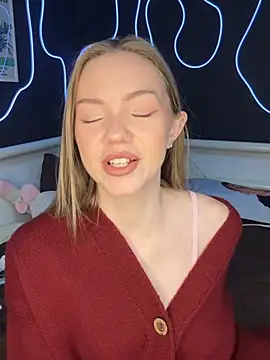 MilaMoone online show from January 2026 11:36:02 AM