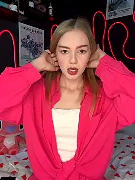 MilaMoone online show from October 2025 10:34:02 AM