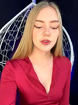 MilaMoone online show from September 2025 10:44:01 AM