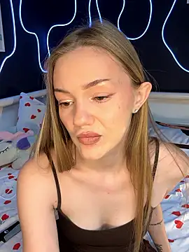 MilaMoone online show from January 2026 10:33:01 AM