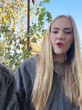 MilaMoone online show from October 2025 11:56:01 AM