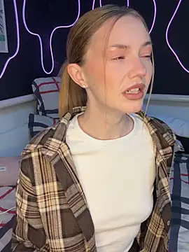 MilaMoone online show from February 2026 10:54:02 AM