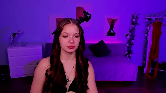 BetsyKiss online show from April 2026 05:08:02 PM