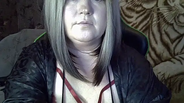 YuliiaSan online show from September 2025 02:23:02 PM