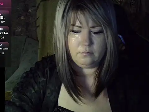 YuliiaSan online show from November 2025 04:17:02 AM