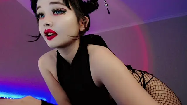 Snapshot of Dazzl1ngFire chatting on October 2025 03:04:02 PM Dazzl1ngFire online show from October 2025 03:04:02 PM