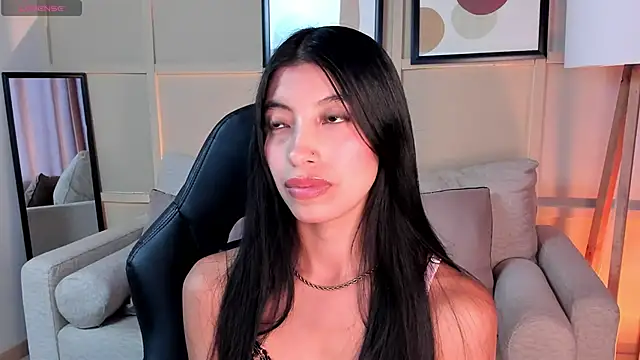 Tiffany Low online show from March 2026 03:15:01 PM