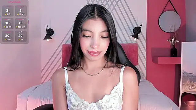 Tiffany Low online show from March 2026 01:16:01 PM