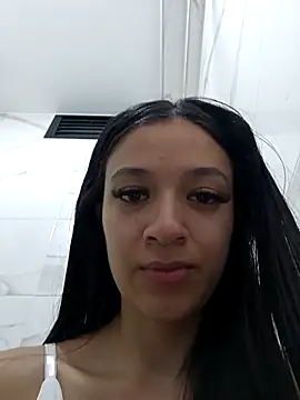 MiQeilaSweet online show from April 2026 05:36:01 PM