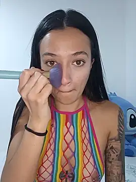 MiQeilaSweet online show from December 2025 07:35:01 PM