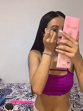 MiQeilaSweet online show from May 2026 07:28:02 PM