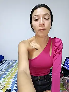 MiQeilaSweet online show from November 2025 06:56:01 PM