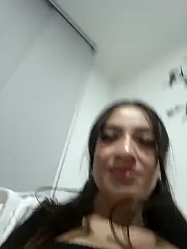 MiQeilaSweet online show from February 2026 12:33:01 AM