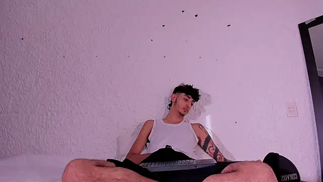 j martony online show from November 2025 12:33:02 PM