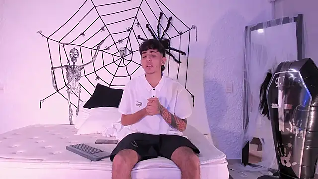 j martony online show from October 2025 12:17:02 PM