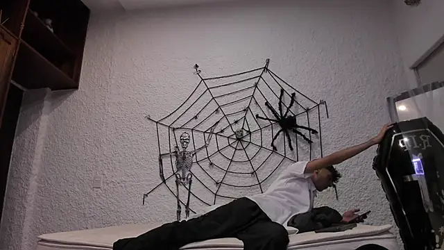 j martony online show from October 2025 03:16:01 AM