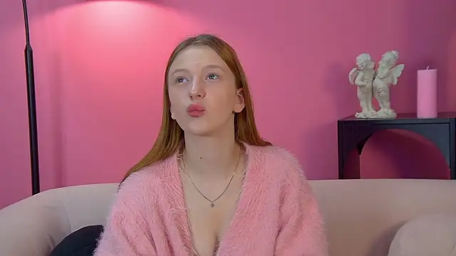 BeatriceBinoche online show from February 2026 06:20:01 AM