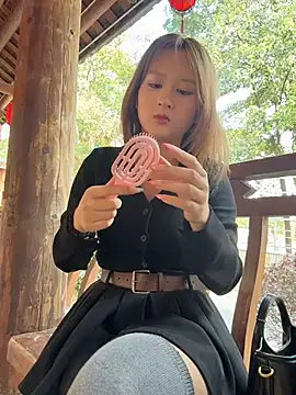 yuki june online show from March 2026 08:52:01 AM