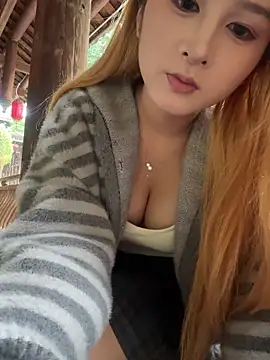 Snapshot of yuki_june chatting on December 2025 08:57:01 AM yuki june online show from December 2025 08:57:01 AM