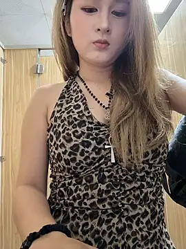 yuki june online show from March 2026 09:42:01 AM