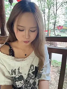 yuki june online show from May 2026 07:10:02 AM