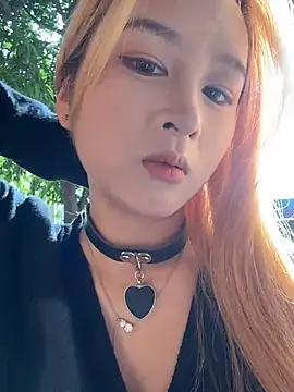 Snapshot of yuki_june chatting on November 2025 07:51:02 AM yuki june online show from November 2025 07:51:02 AM