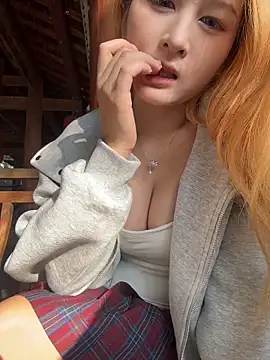 yuki june online show from December 2025 08:06:02 AM