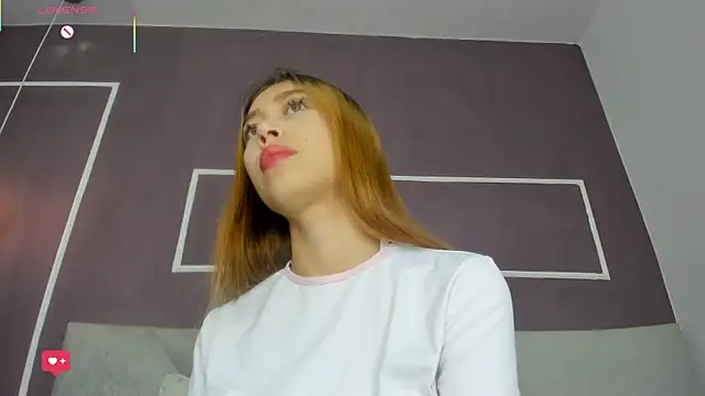 Naomi Rousse online show from July 2026 01:28:01 PM