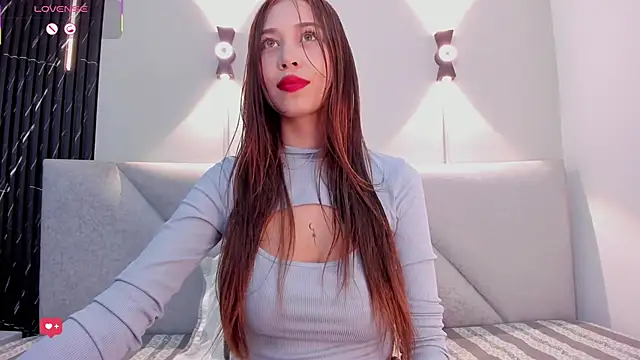 Naomi Rousse online show from November 2025 12:42:02 PM