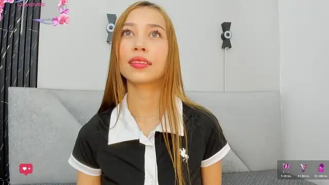 Naomi Rousse online show from March 2026 12:56:01 PM