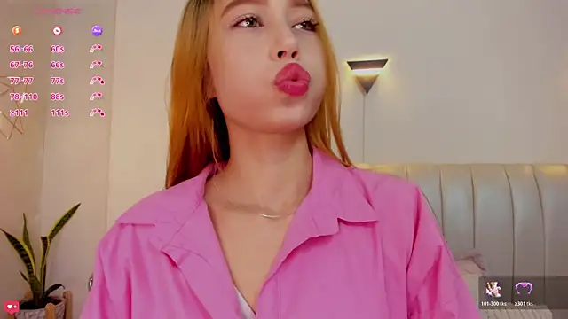Naomi Rousse online show from July 2026 01:12:01 PM