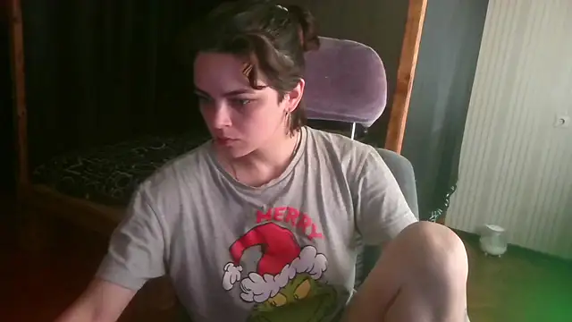 Snapshot of EthelsLover chatting on July 2026 09:28:01 AM EthelsLover online show from July 2026 09:28:01 AM