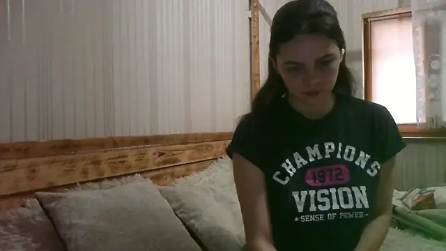 Snapshot of EthelsLover chatting on November 2025 10:08:01 AM EthelsLover online show from November 2025 10:08:01 AM