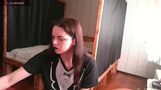 EthelsLover online show from January 2026 10:51:01 AM